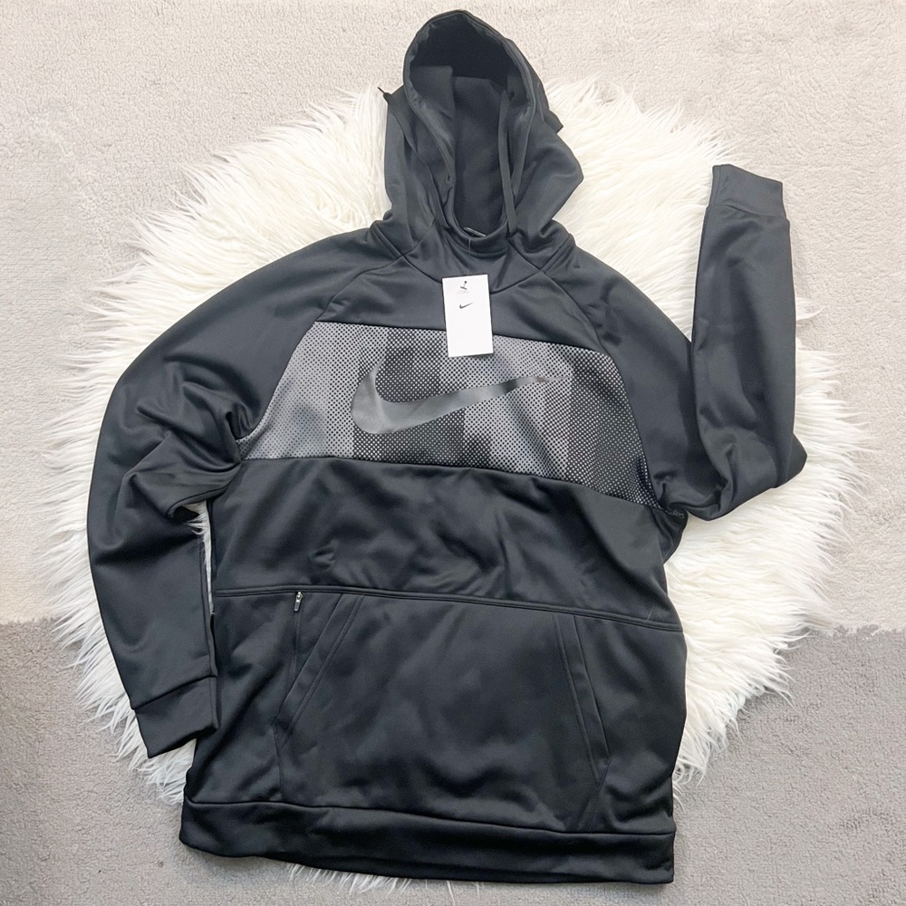 Nike Men Hoodie in Black